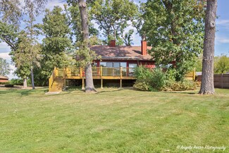 25663 W Florence Ave, Antioch, IL 60002