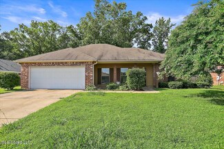 581 Oak Park Cir, Pearl, MS 39208