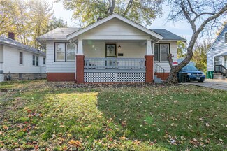 35 South Dr, Decatur, IL 62526