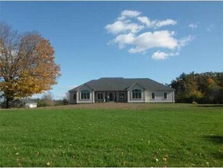 205 High St, Dunstable, MA 01827