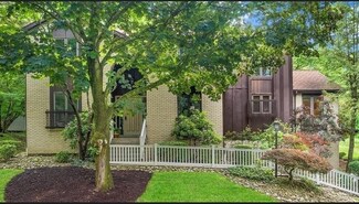 216 Springhouse Ln, Pittsburgh, PA 15238