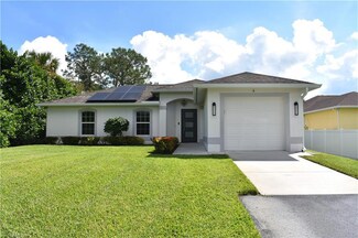 920 17th St SW, Naples, FL 34117