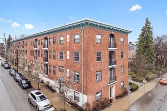 5611 Elmer St Unit 202, Pittsburgh, PA 15232
