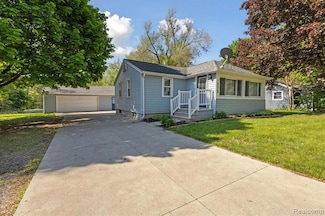 335 Lafayette Rd, Michigan Center, MI 49254