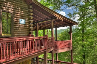 278 Mountain View Cir, Blue Ridge, GA 30513
