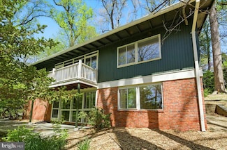 7211 Macarthur Blvd, Bethesda, MD 20816