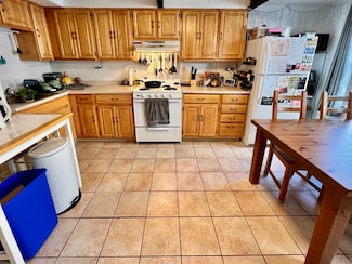 11 5th St Unit 4, Cambridge, MA 02141