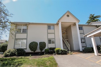 761 Sugar Glen Dr Unit 5, Saint Peters, MO 63376