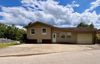 312 Highland Ave, Paintsville, KY 41240