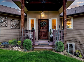 65 Peregrine Dr, Boise, ID 83716