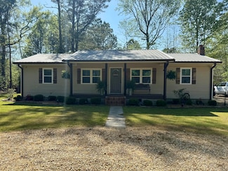 475 Loden Rd, Fulton, MS 38843