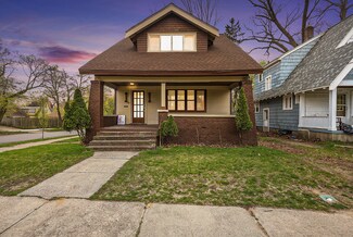 456 Storrs St SE, Grand Rapids, MI 49507