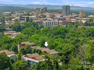 200 N Skyloft Dr Unit 3, Asheville, NC 28801