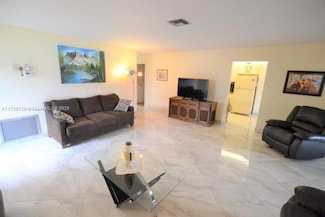 2886 Fernley Dr E Unit 580, West Palm Beach, FL 33415