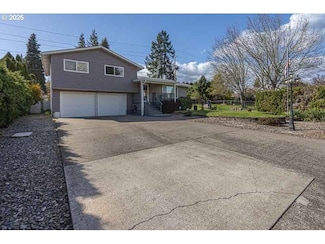 1216 NE Montgomery Place, Albany, OR 97321