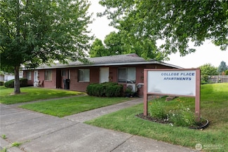 441 SE 12th St, College Place, WA 99324
