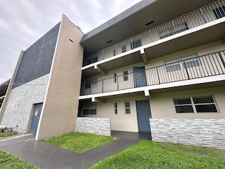 8000 Fairview Dr Unit 107, Tamarac, FL 33321