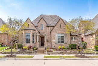 2220 Emerson Ln, Carrollton, TX 75010