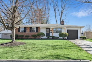 915 Brentford Dr, Columbus, OH 43220