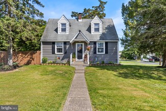 403 Oak Ave, Blackwood, NJ 08012