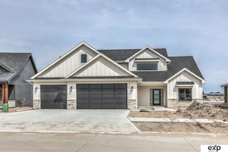 28574 Jessie Cir, Valley, NE 68064