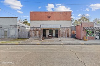 226 Arthur Ave, Lake Arthur, LA 70549