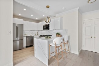 85 E India Row Unit 36D, Boston, MA 02110