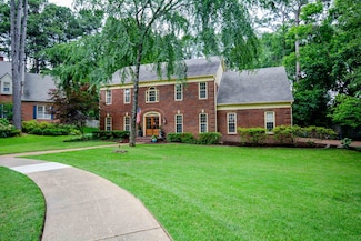 8596 Woodlane Dr, Germantown, TN 38138
