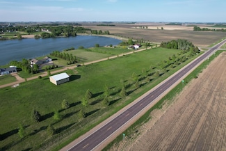 4 Summit Ln, Hadley, MN 56151