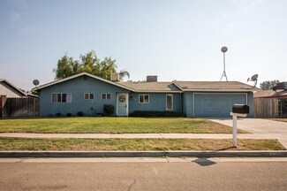 635 E Willamette Ave, Fresno, CA 93706