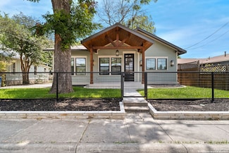 210 Simon, San Antonio, TX 78204