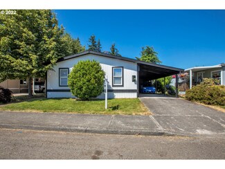 660 Village Dr Unit 13, Molalla, OR 97038