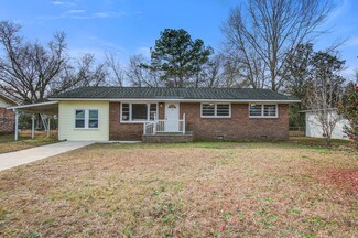 15 Newark Ave, Goose Creek, SC 29445