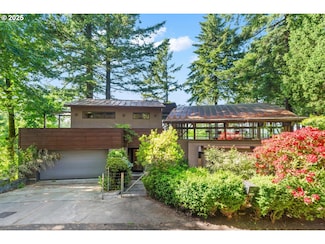 4183 SW Greenleaf Dr, Portland, OR 97221