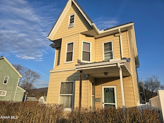 405 E Grant Ave, Altoona, PA 16602
