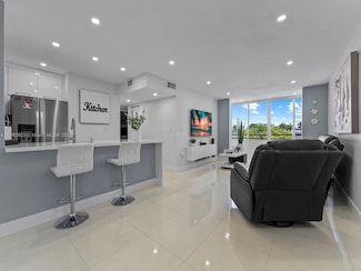 11715 SW 18th St Unit 304, Miami, FL 33175