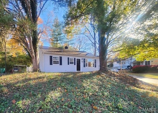 930 Brookside Ave, Saint Louis, MO 63119
