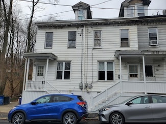 533 N 8th St, Pottsville, PA 17901