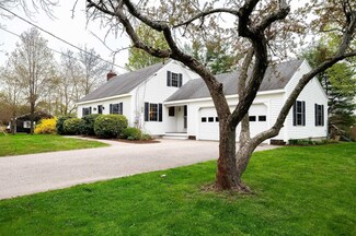 97 Gulf Rd, Dover, NH 03820