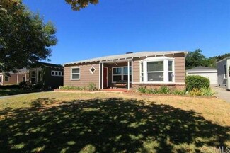 1823 N Fairview St, Burbank, CA 91505