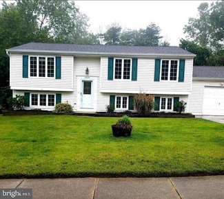 13591 Rush Dr, Woodbridge, VA 22192