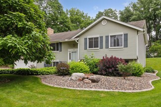 12247 24th Ave S, Burnsville, MN 55337