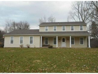 4393 Larchwood Cir NW, Canton, OH 44718