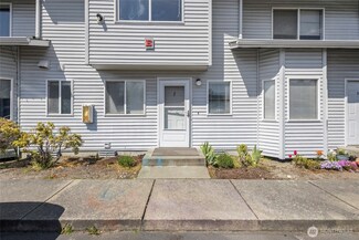 730 SE 8th Ave Unit E2, Oak Harbor, WA 98277