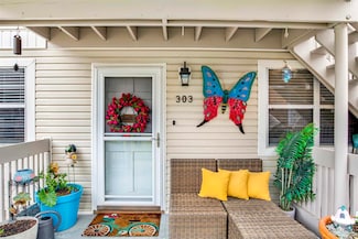 1200 Shoreline Dr Unit 303, Gulf Breeze, FL 32561