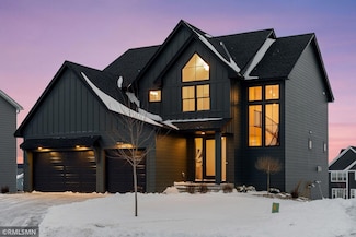 5042 Airlake Draw, Woodbury, MN 55129