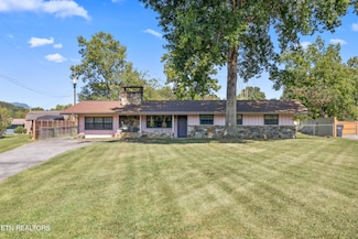 322 Park View Cir, Pigeon Forge, TN 37863