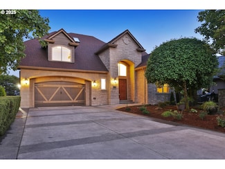 612 W T St, Washougal, WA 98671