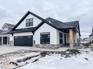 695 Rania Way W, West Fargo, ND 58078
