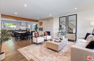 3238 Selby Ave, Los Angeles, CA 90034